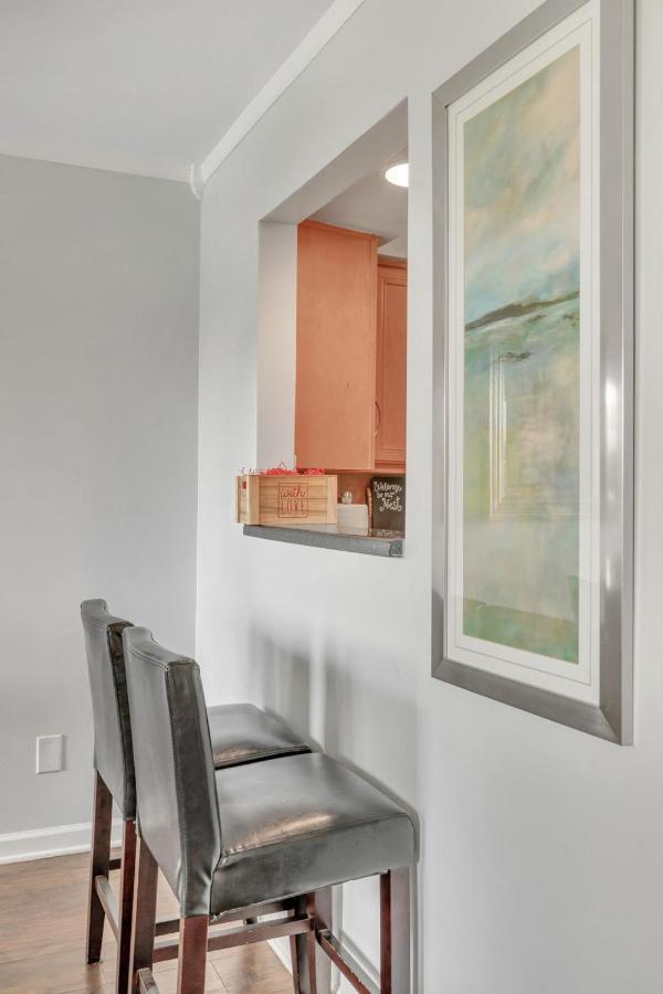 Nash Gold Private Condo - 2Bed, 2Bath, Sleep 6, 25 Min Walk To Broadway And All Nashville Attractions, Pool, Gym Zewnętrze zdjęcie