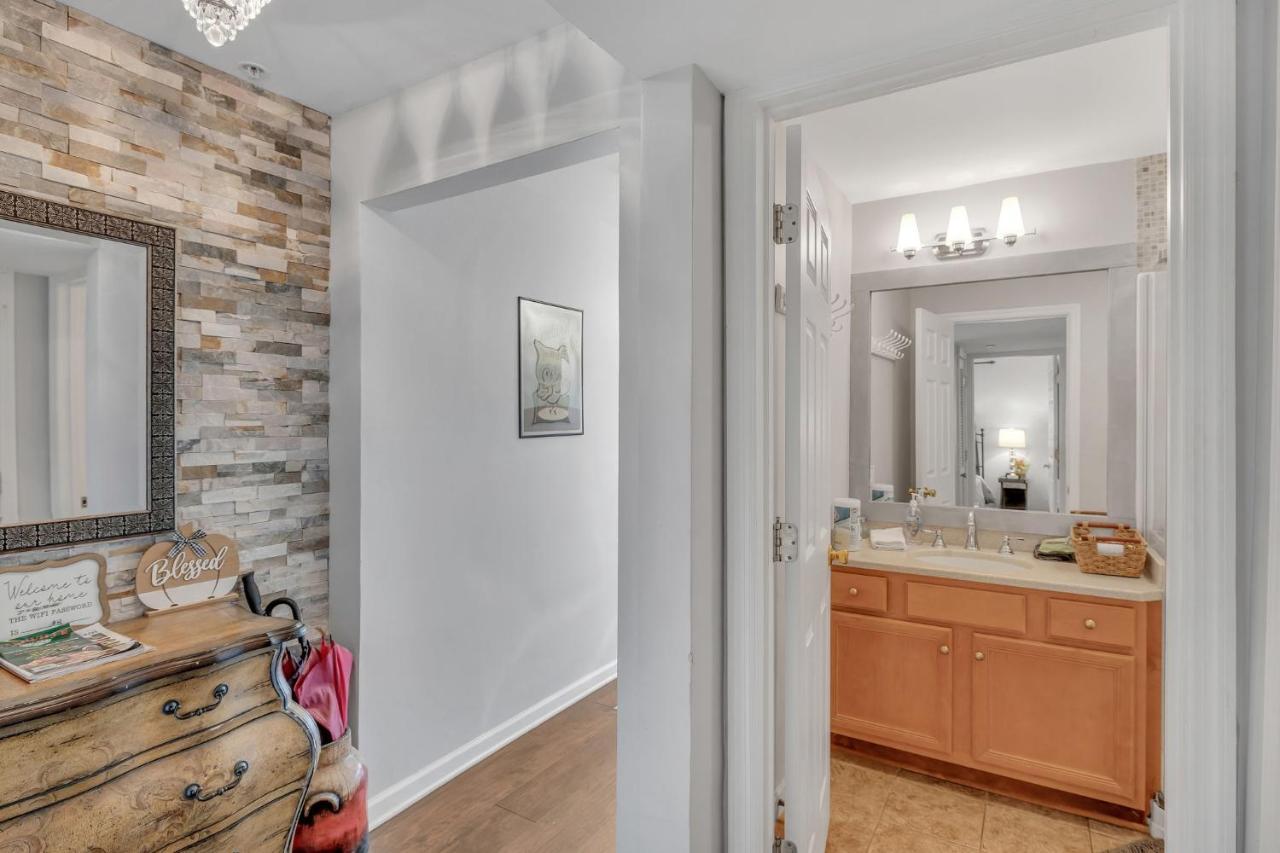 Nash Gold Private Condo - 2Bed, 2Bath, Sleep 6, 25 Min Walk To Broadway And All Nashville Attractions, Pool, Gym Zewnętrze zdjęcie