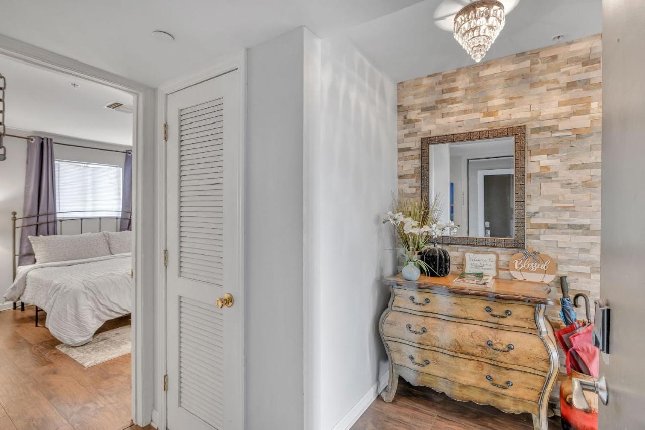 Nash Gold Private Condo - 2Bed, 2Bath, Sleep 6, 25 Min Walk To Broadway And All Nashville Attractions, Pool, Gym Zewnętrze zdjęcie